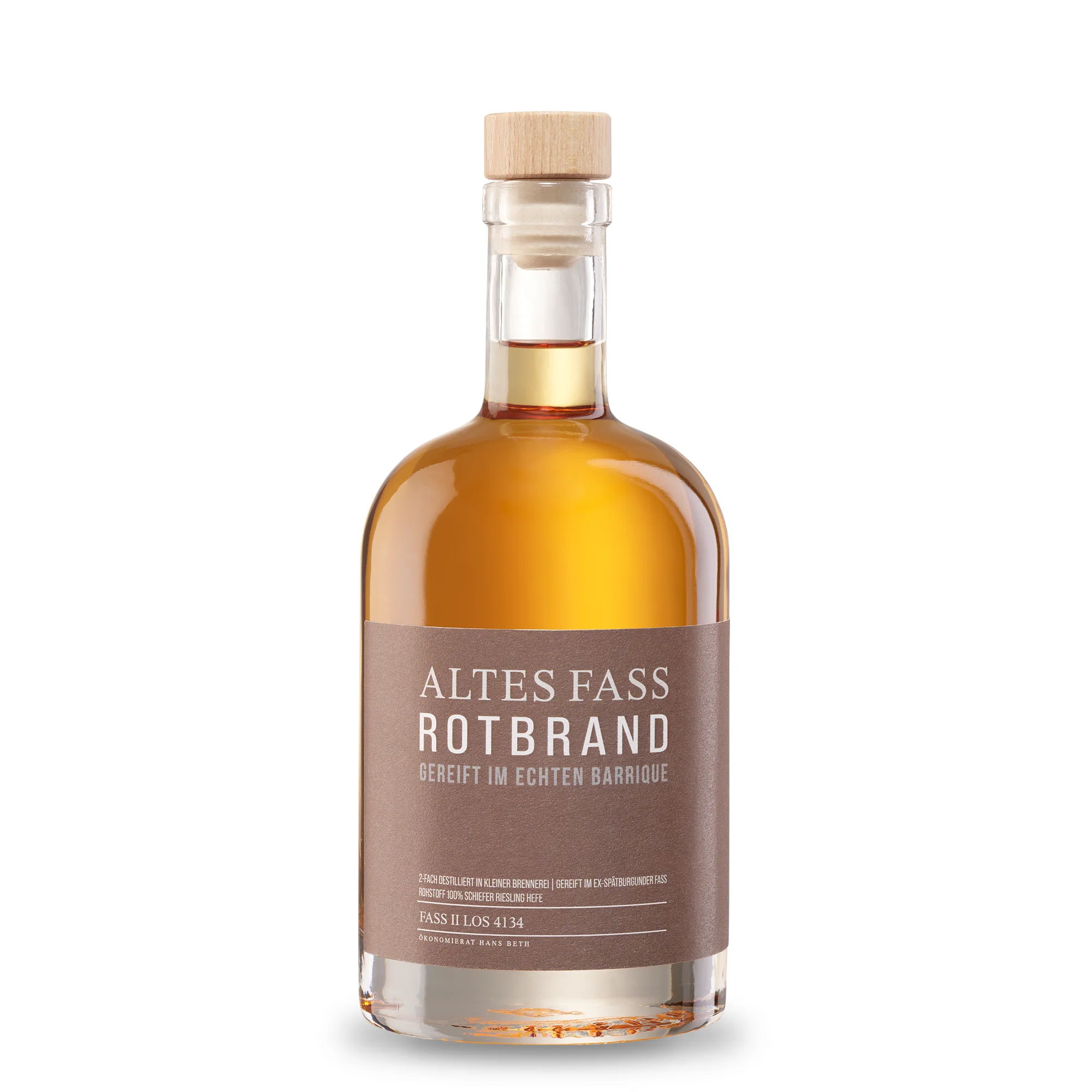 ALTES FASS Rotbrand, holzfassgereifter und weicher Premium-Edelbrand aus roten Trauben von Weinhaus Beth aus Kröv an der Mosel